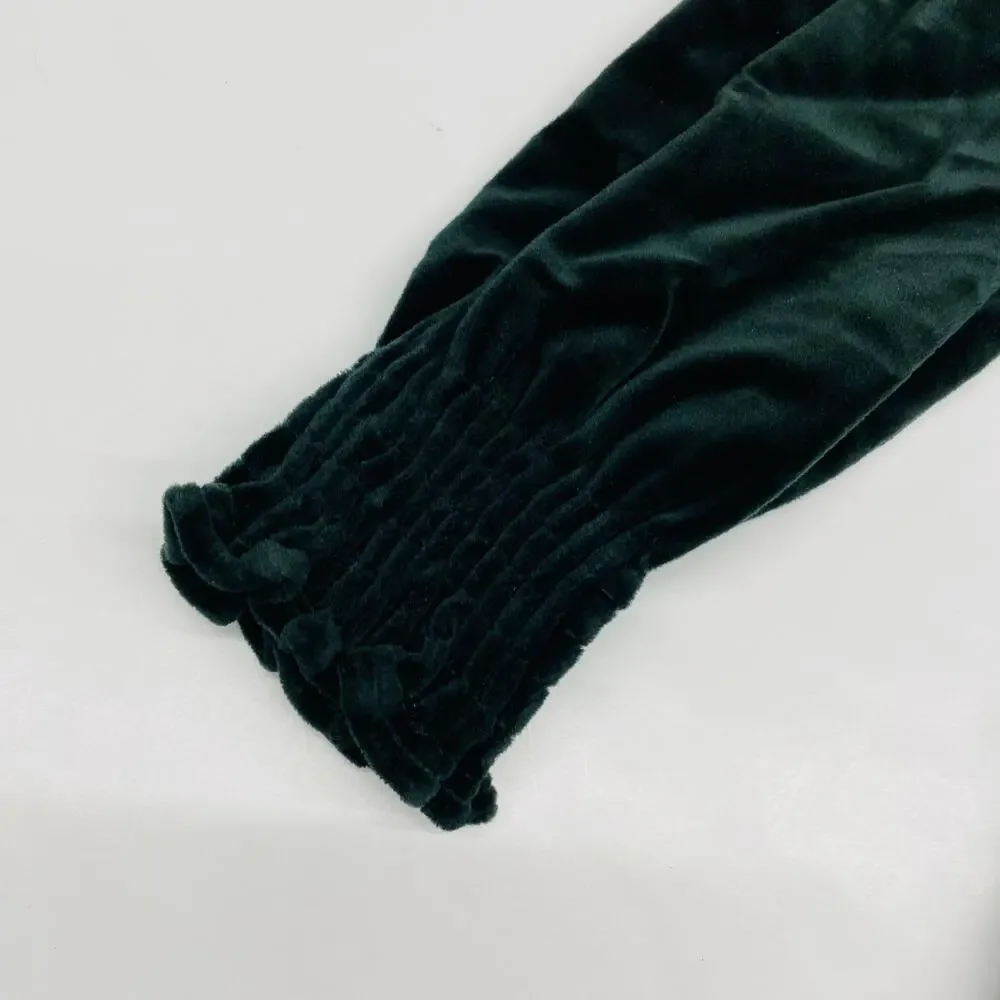 NWT Gabby Size 5 Black Velvet Dress